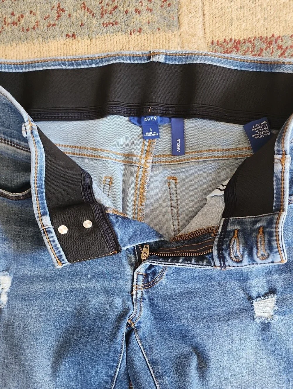 Women’s Blue Distressed Skinny Jeans